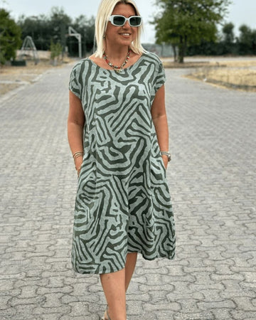 Nelia™ | Summer dress with round neckline and beautiful print