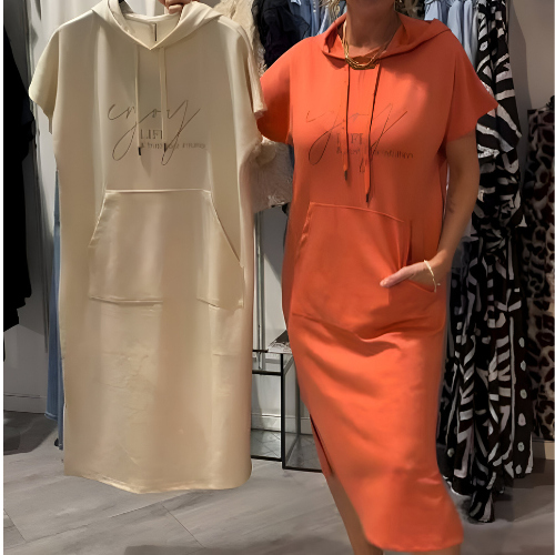 Ebba™ | Relaxed dress with hood and feminine fit