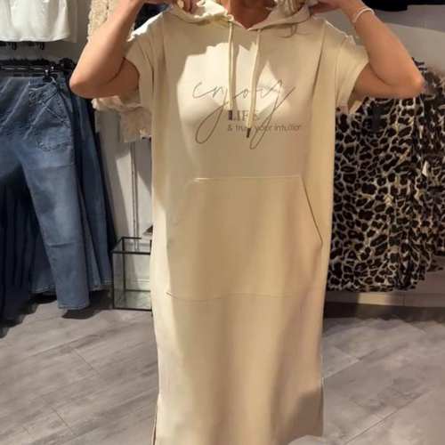 Ebba™ | Relaxed dress with hood and feminine fit